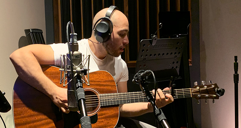 Ed Reyes Singer Inedita Records | EDUARDO REYES